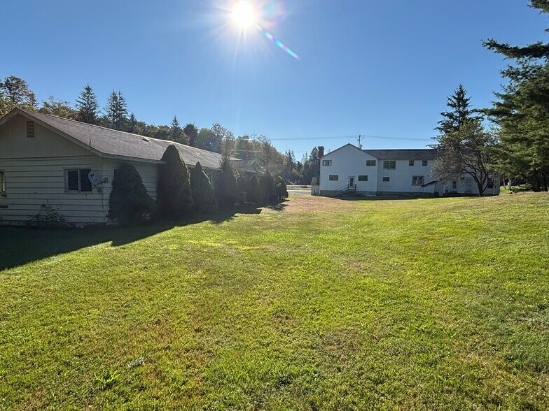 More Photos Of 6 Galli Curci rd, Highmount General Retail For Sale