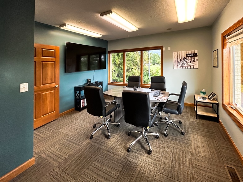 More Photos Of 10729 Coldwater Rd, Fort Wayne Office For Sale