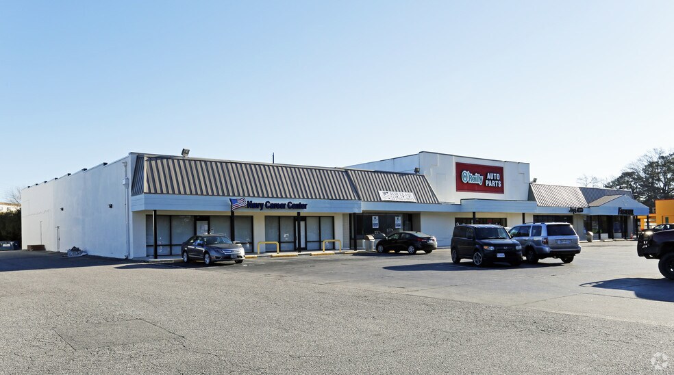 More Photos Of 7712-7726 Hampton Blvd, Norfolk Unknown For Lease