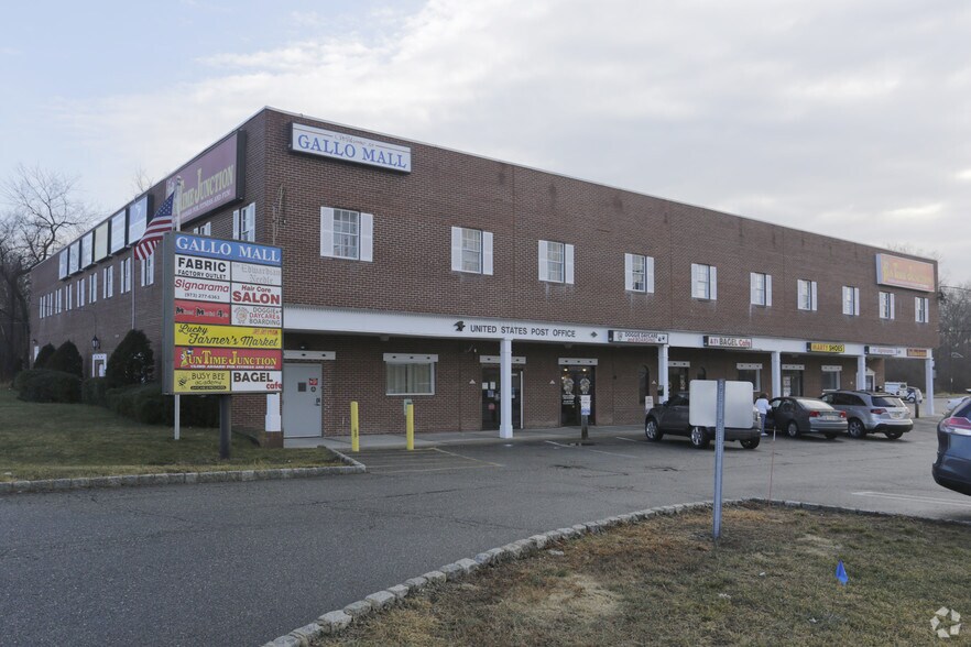 More Photos Of 400 Fairfield Rd, Fairfield Office For Sale