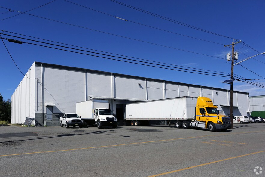 More Photos Of 2C Terminal Way, Avenel Warehouse For Lease
