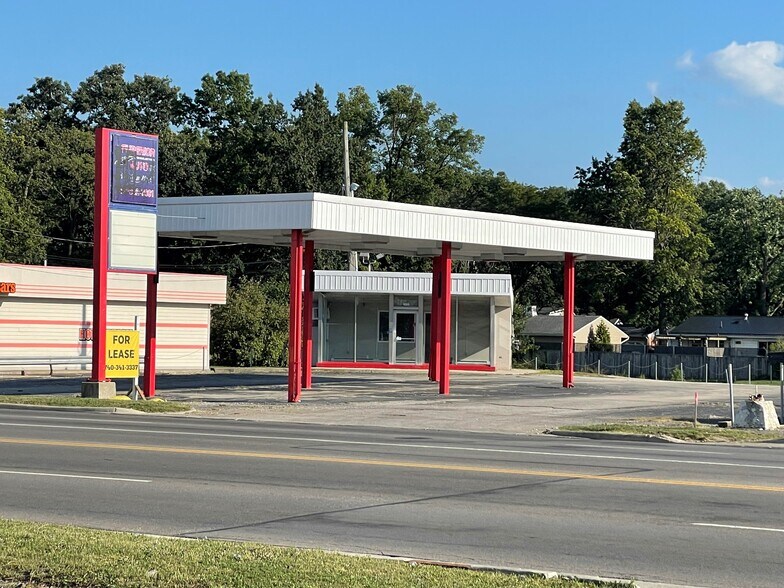 More Photos Of 1239 Mount Vernon Ave, Marion Storefront For Sale