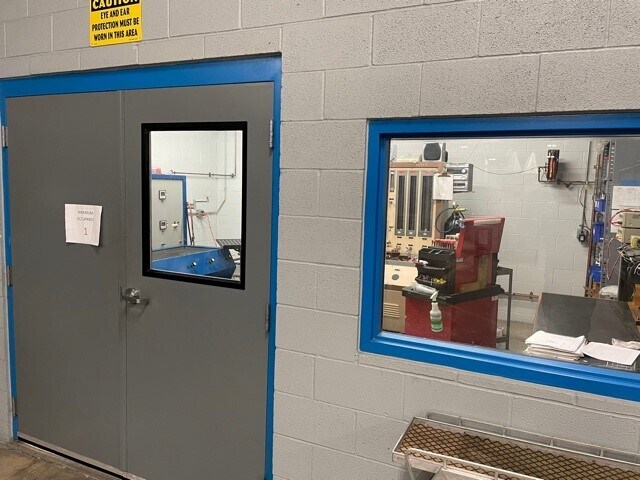 More Photos Of 919 W Mayfield Rd, Arlington Warehouse For Lease