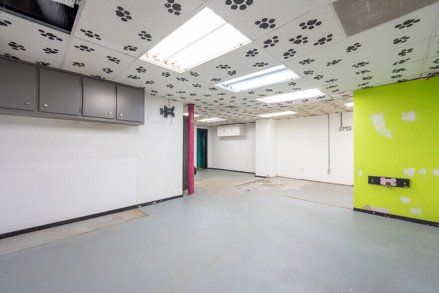 More Photos Of 5767 PA-981 Hwy, Latrobe Medical For Sale