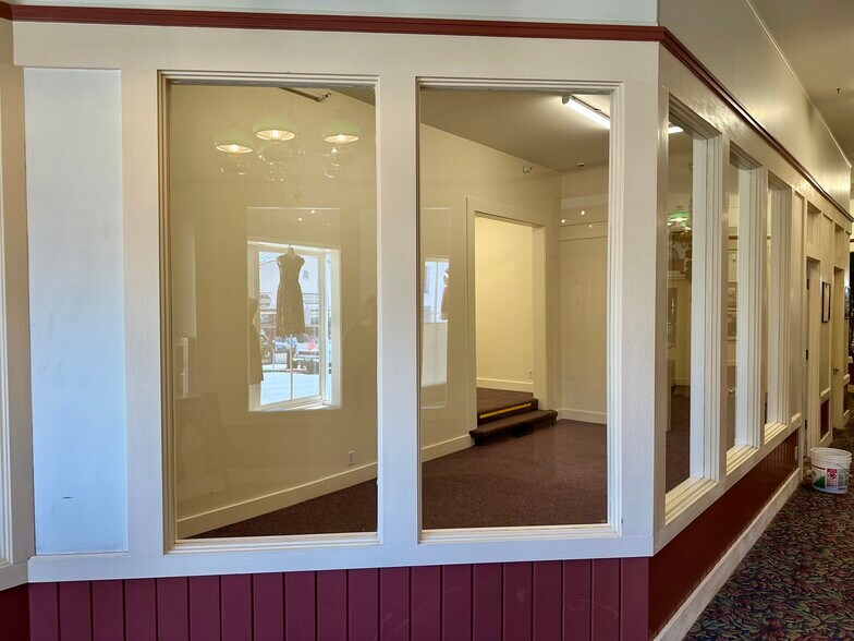 More Photos Of 408 Broad St, Nevada City Storefront Retail Office For Lease