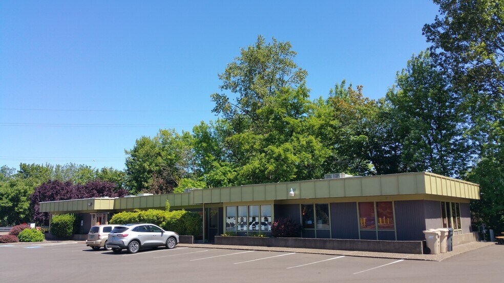 More Photos Of 1750-1780 SW 3rd St, Corvallis Warehouse For Sale