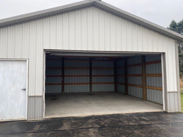 More Photos Of 4210 Highway 14 E, Rochester Industrial For Sale