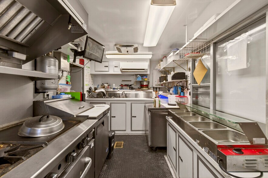 More Photos Of 3308 Mary Walker Dr, Gautier Marina For Sale