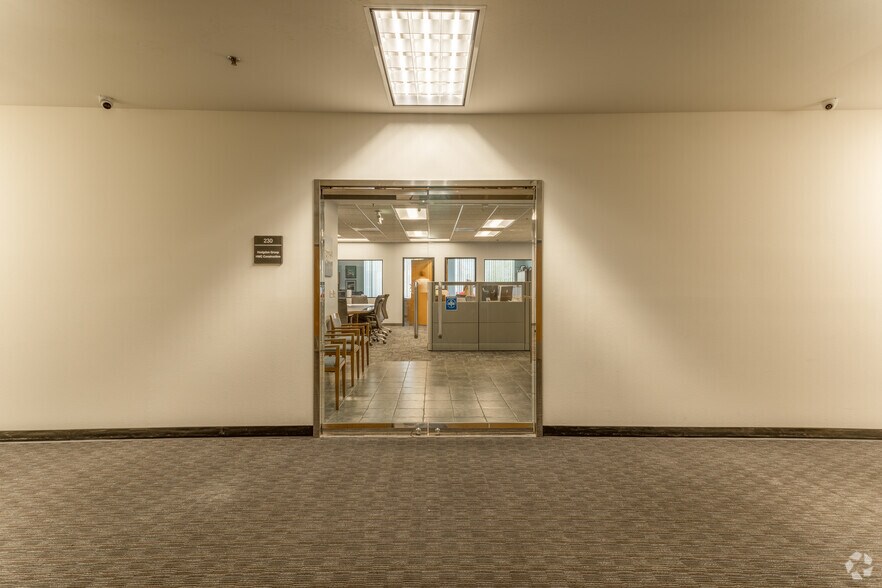 More Photos Of 1461 E Cooley Dr, Colton Medical For Lease