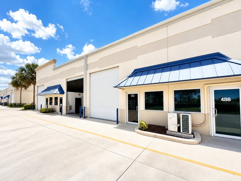 More Photos Of 450-494 NW Lake Whitney Pl, Port Saint Lucie Warehouse For Sale