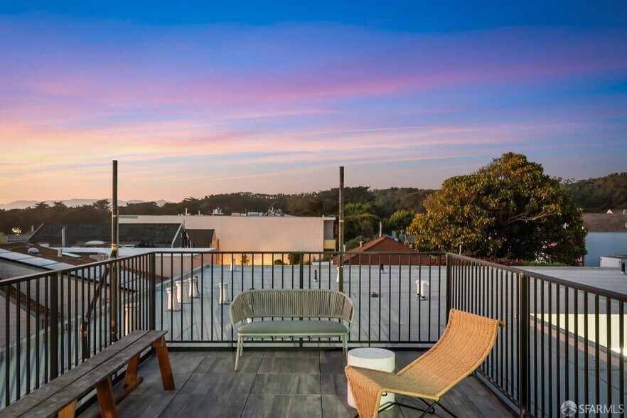 More Photos Of 4326 Irving St, San Francisco Apartments For Sale