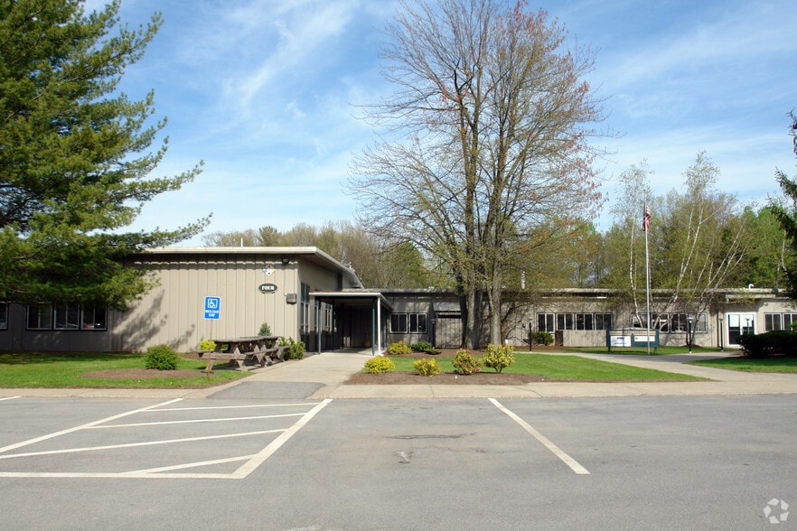 Primary Photo Of 431 New Karner Rd, Colonie Office Residential For Lease