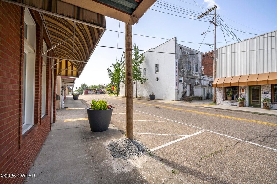More Photos Of 2372 Cedar St, McKenzie Storefront Retail Office For Sale