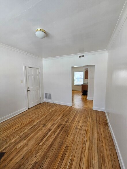 More Photos Of 1135-1141 N Lamon Ave, Chicago Apartments For Sale