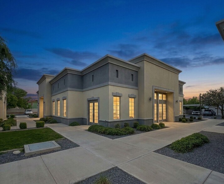 Primary Photo Of 690 E Warner Rd, Gilbert Office For Lease