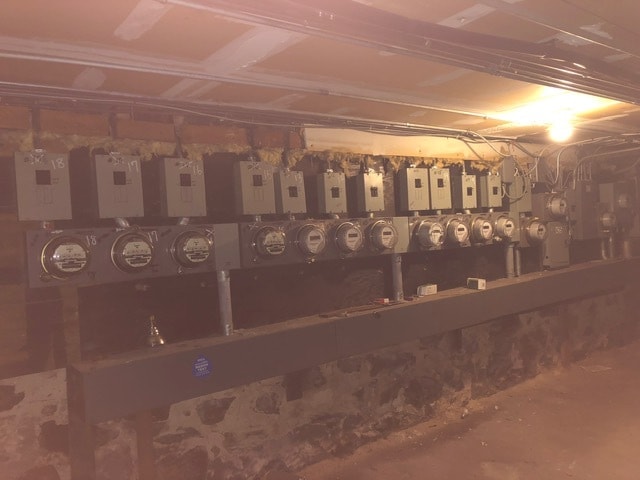 More Photos Of 411-431 N Main St, Bristol Apartments For Sale