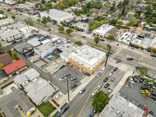 More Photos Of 1620 Colorado Blvd, Los Angeles Freestanding For Sale