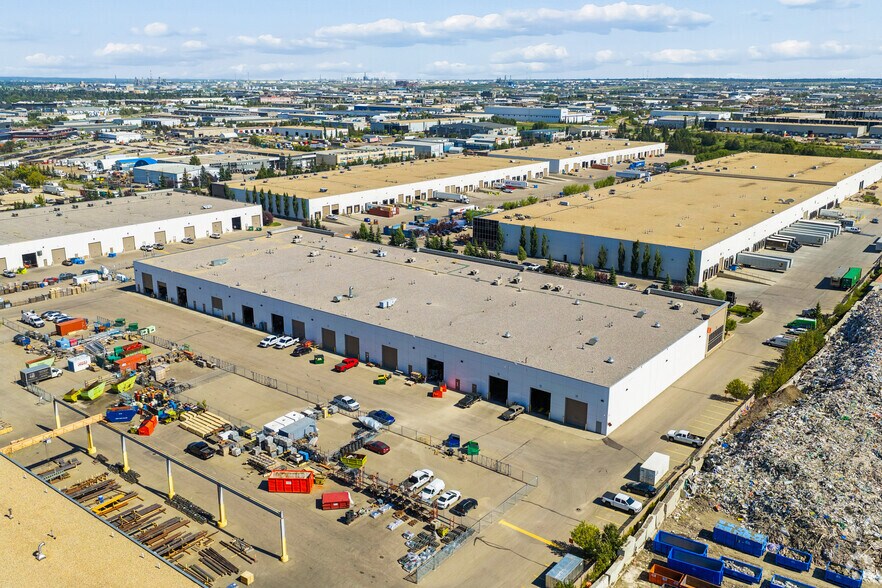 More Photos Of 7115 68 Av NW, Edmonton Warehouse For Lease
