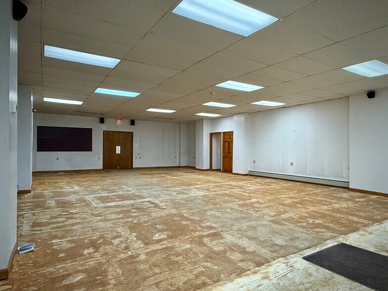 More Photos Of 11 Clinton Ave, Cortland Apartments For Sale