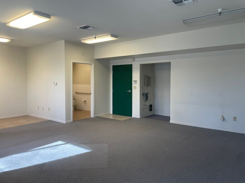 More Photos Of 3715 Santa Rosa Ave, Santa Rosa Warehouse For Lease