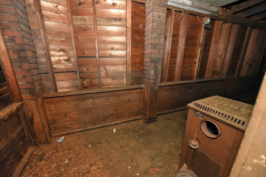 More Photos Of 154 Main St, Butler Storefront Retail Residential For Sale