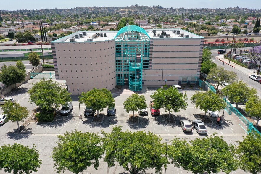 More Photos Of 2121 W Mission Rd, Alhambra Office For Lease