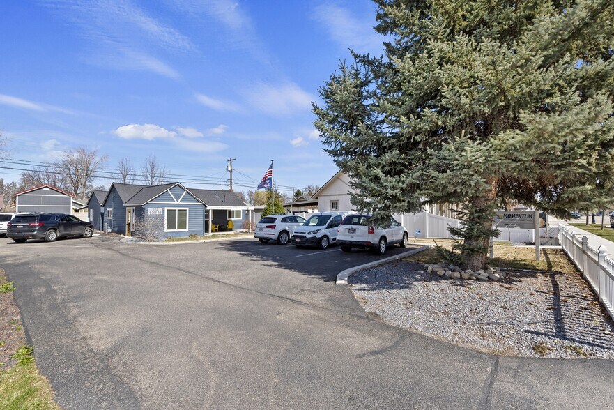 More Photos Of 124 E Pine Ave, Meridian Office For Sale