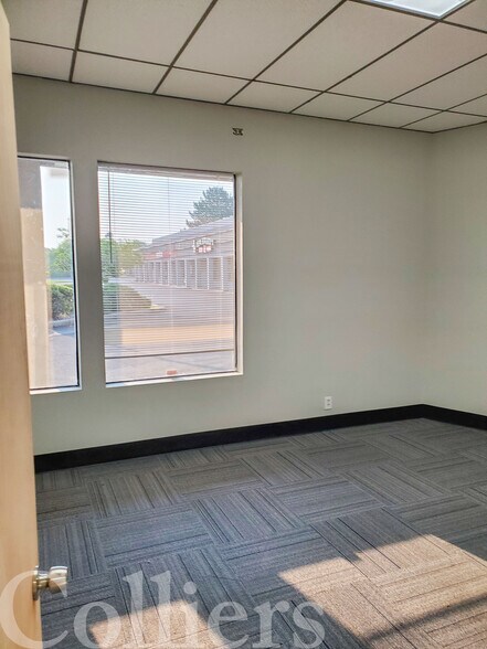 More Photos Of 615-671 Blue Lakes Blvd N, Twin Falls Freestanding For Lease