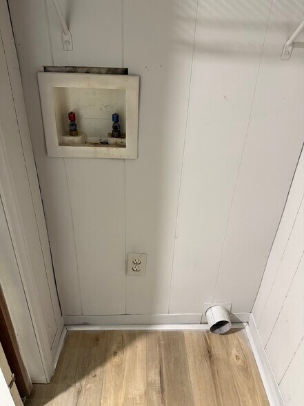 More Photos Of , Gallatin Multifamily For Sale