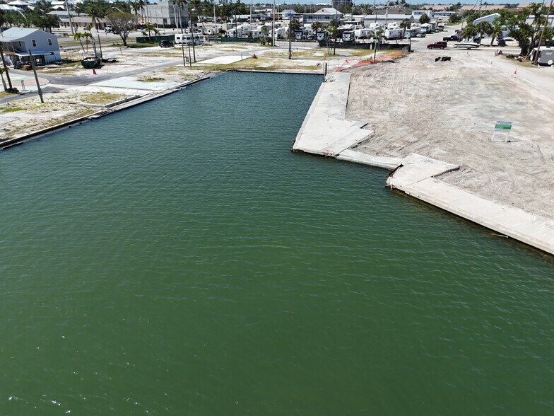 More Photos Of 1100 Main St, Fort Myers Beach Land For Sale