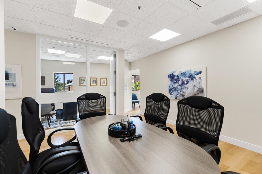 More Photos Of 63 Shore Rd, Winchester Medical For Sale