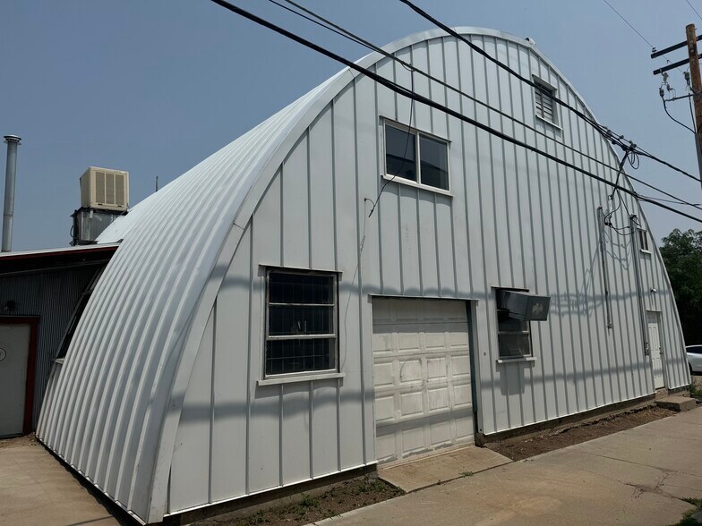 More Photos Of 2690 W Barberry Pl, Denver Warehouse For Sale