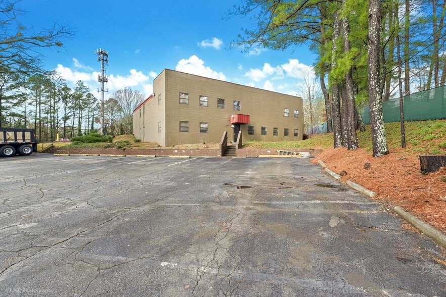 Primary Photo Of 2762 Caldwell Rd NE, Brookhaven Distribution For Lease