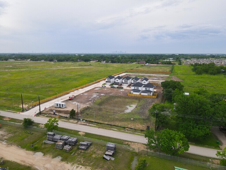 More Photos Of 6402 Pregenero Ln, Houston Land For Sale