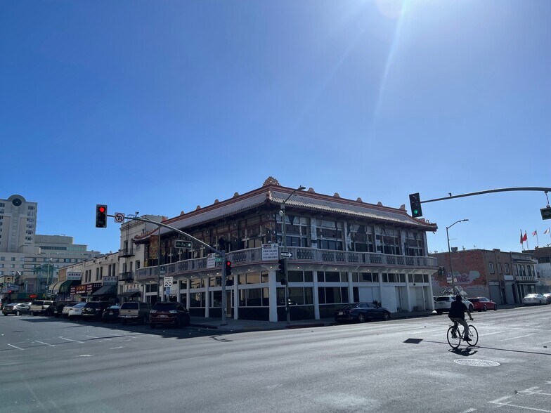 More Photos Of 700 Franklin St, Oakland Restaurant For Lease