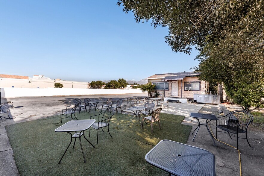 More Photos Of 10028 Foothill Blvd, Rancho Cucamonga Restaurant For Sale