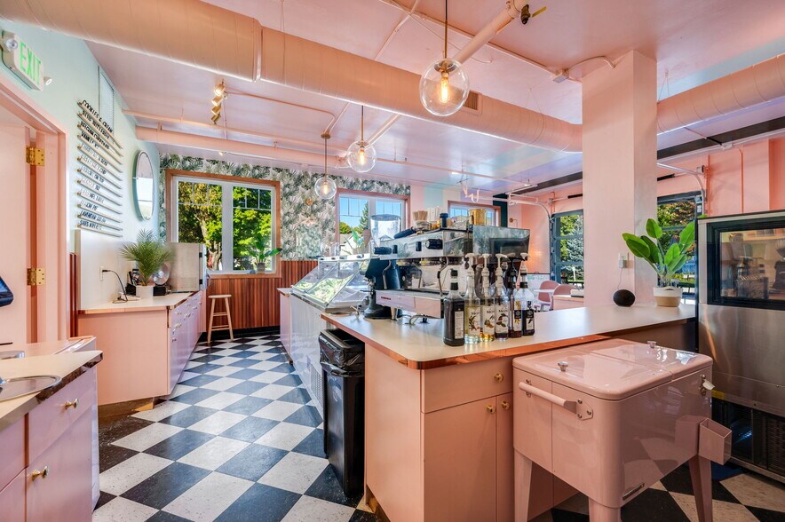 More Photos Of 2363 Mill Rd, Sister Bay Apartments For Sale