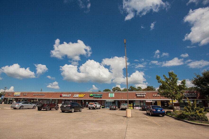 More Photos Of 429 W Southline St, Cleveland Unknown For Sale