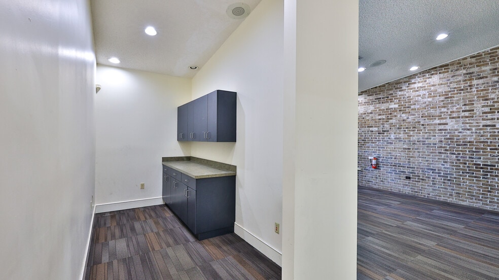 More Photos Of 4 Old Kings Rd N, Palm Coast Medical For Lease