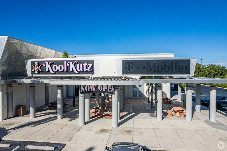 More Photos Of 4224 S Cleveland Ave, Fort Myers Unknown For Lease