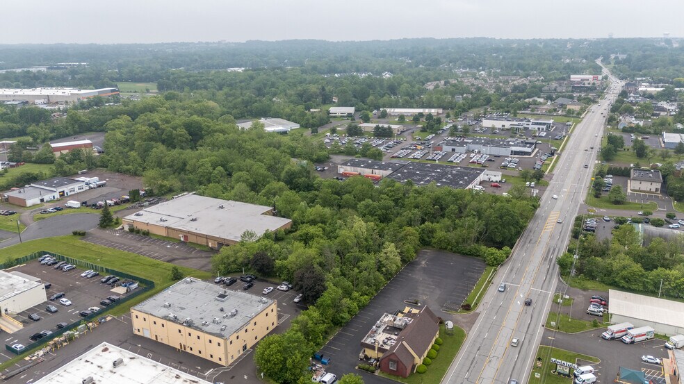 More Photos Of 271 Bethlehem Pike, Colmar Office For Lease