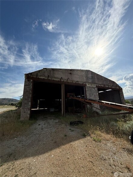 More Photos Of 21 Havillah Rd, Tonasket Industrial For Sale