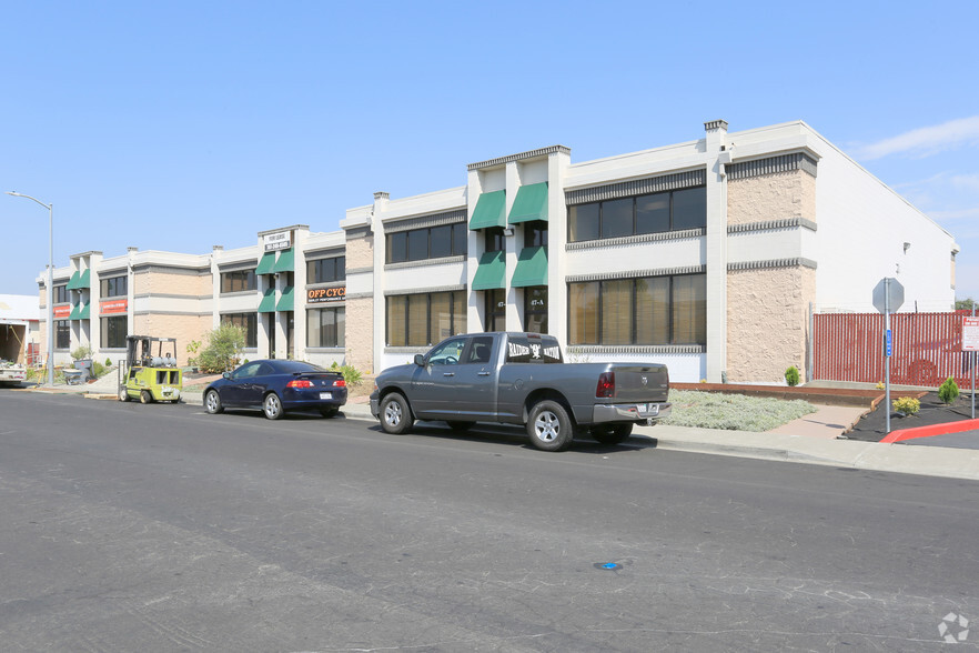 Primary Photo Of 47 Union Way, Vacaville Service For Lease