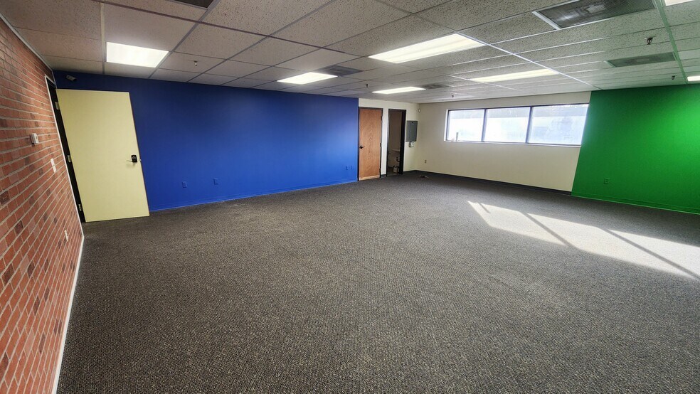 More Photos Of 418 N 175 E, Logan Storefront Retail Office For Lease