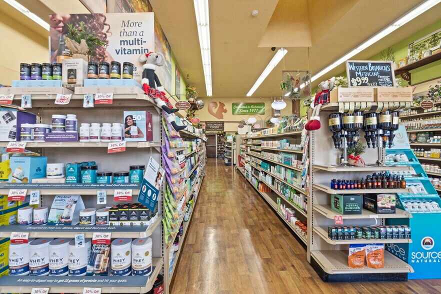 More Photos Of 12249 San Pablo Ave, Richmond Storefront For Sale