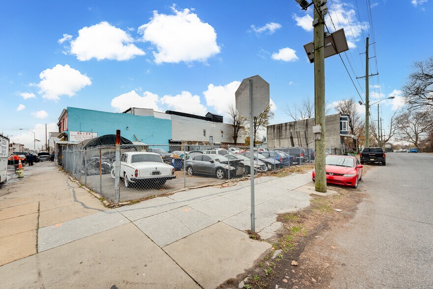More Photos Of 300-328 Kaighns Ave, Camden Storefront Retail Residential For Sale