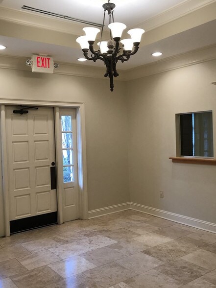 More Photos Of 3040 Highlands Pky, Smyrna Coworking Space