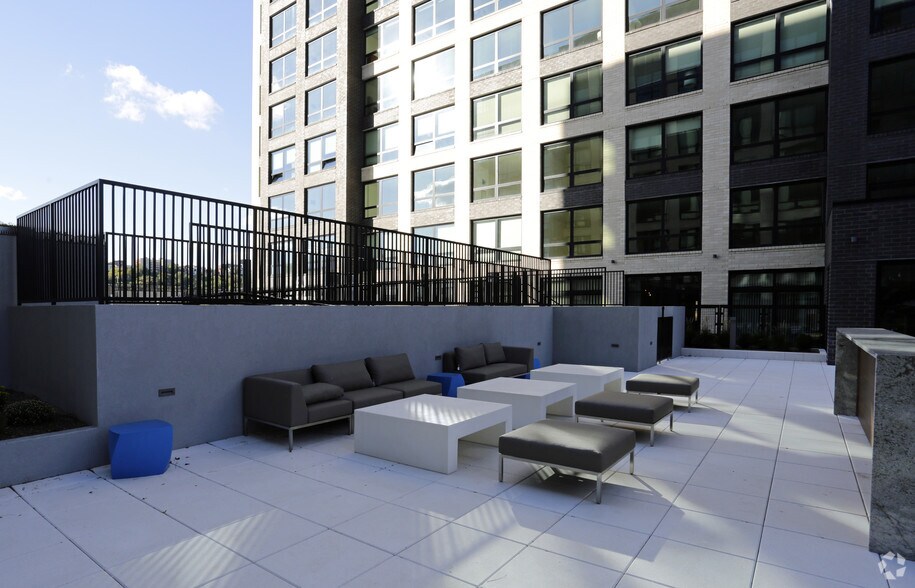 More Photos Of 1470 Garden St, Hoboken Apartments For Lease