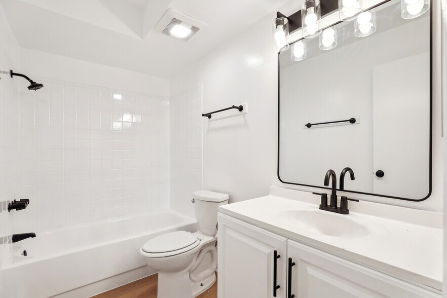 More Photos Of 13561 Arizona St, Westminster Apartments For Sale