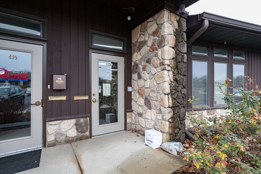 More Photos Of 2271-2277 Highway 33, Trenton Medical For Lease